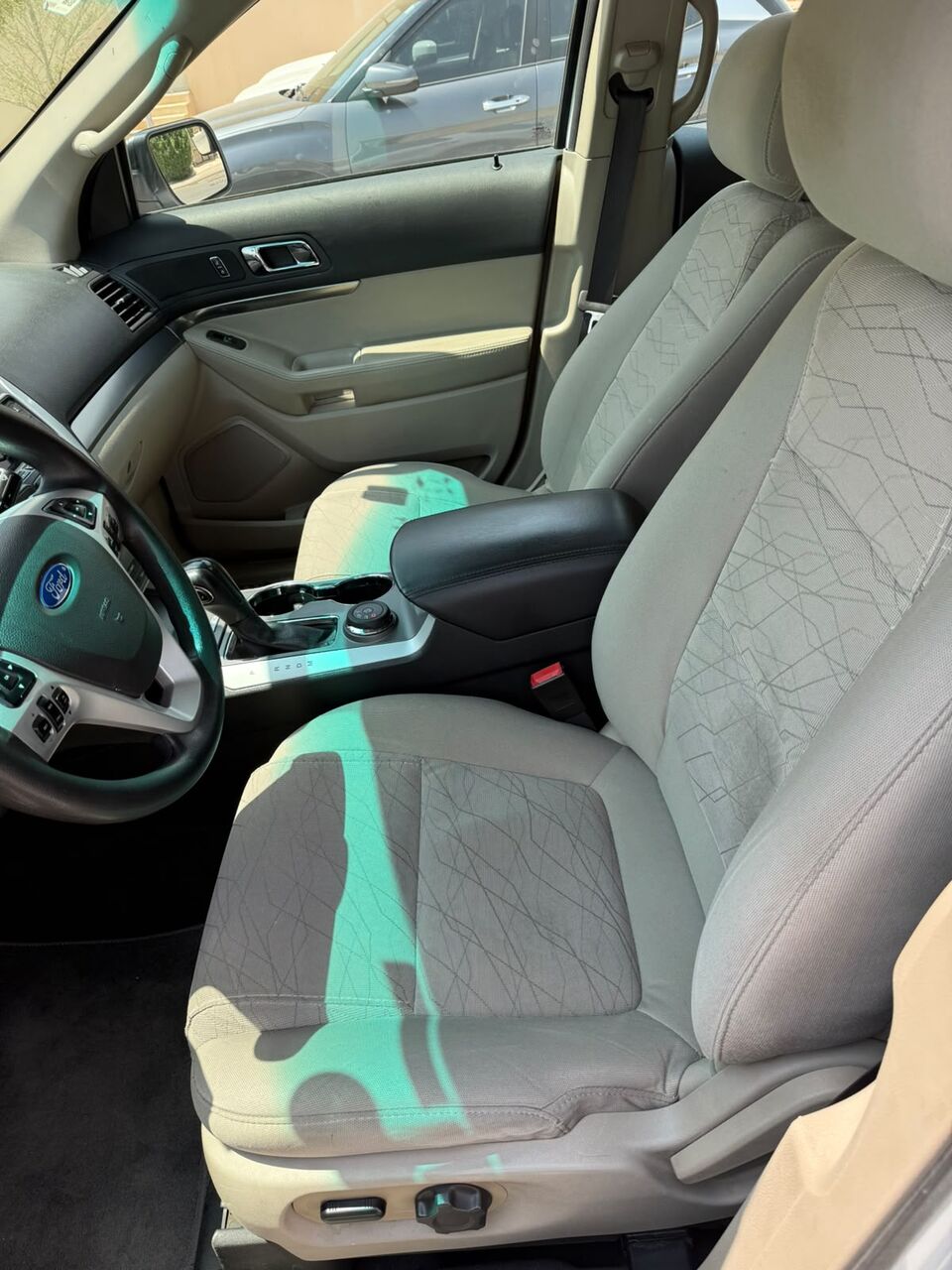 Al Wadi, Vehicles, Cars & Trucks , SAR 40,  Ford Explorer,  2015,  Automatic,  172000 KM,  , , 4WD