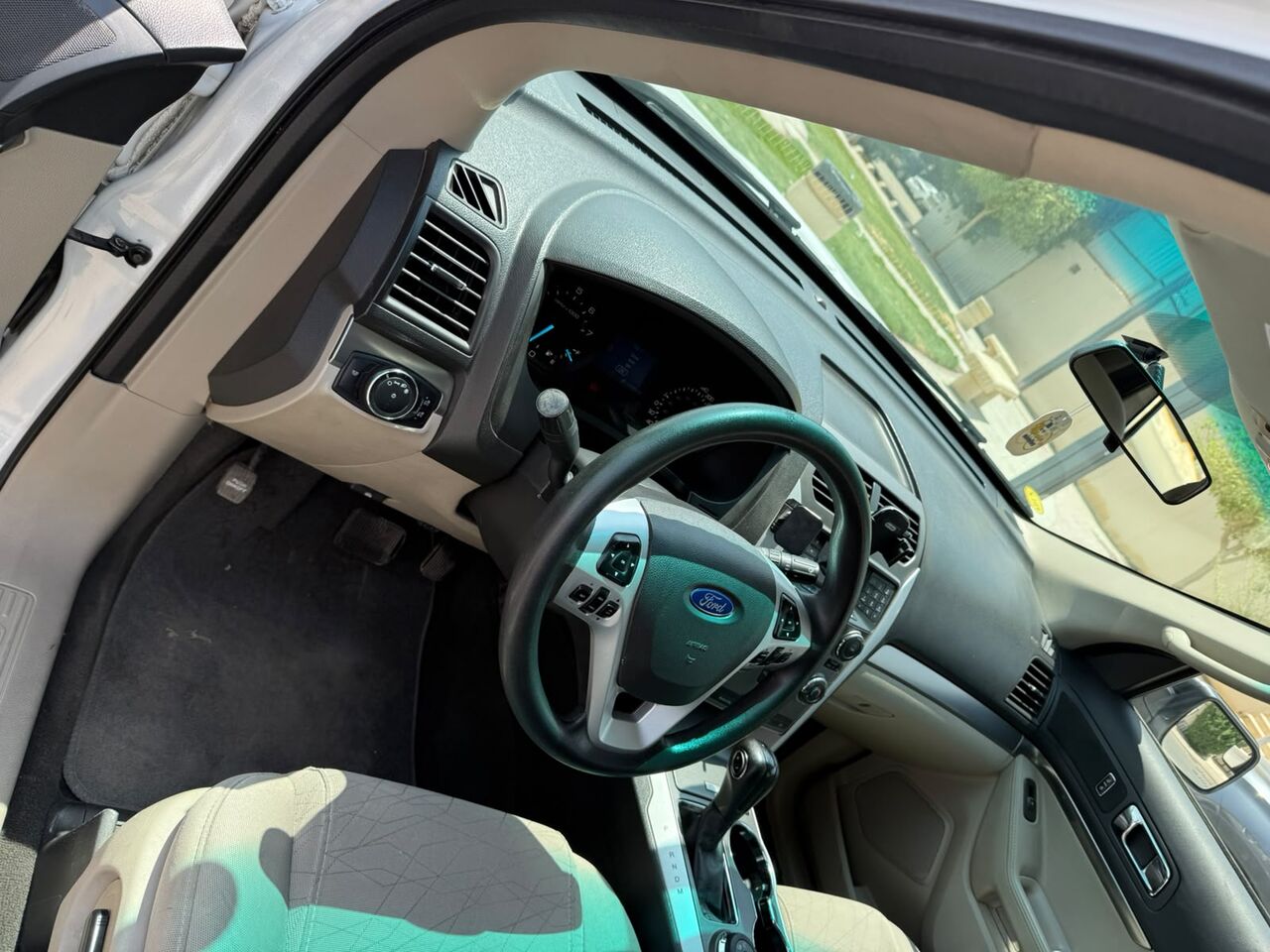 Al Wadi, Vehicles, Cars & Trucks , SAR 40,  Ford Explorer,  2015,  Automatic,  172000 KM,  , , 4WD