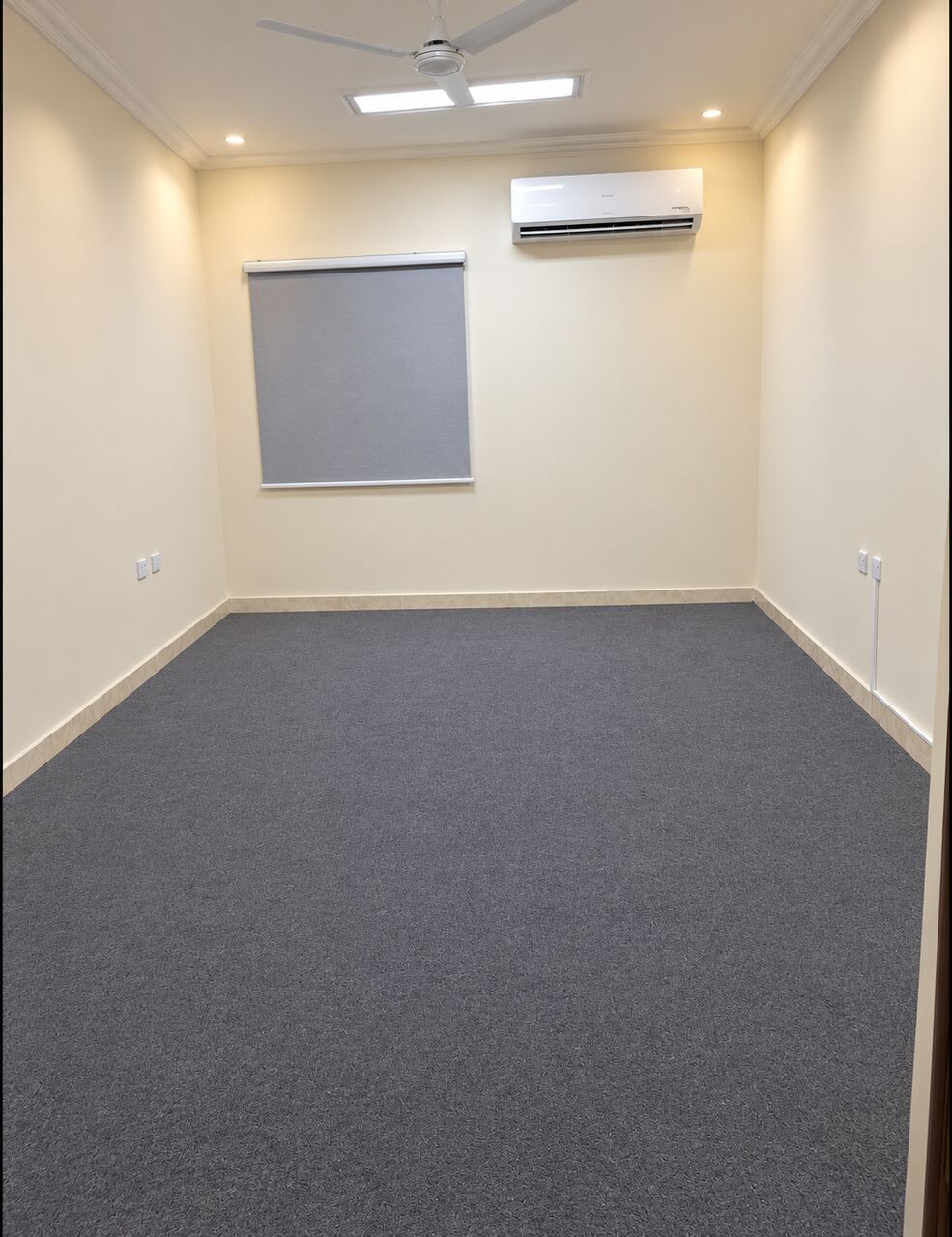 Jidhafs, Real Estate For Sale, BHD 75000,  5 BR,  180 Sq. Meter,  For Sale: House In Jidhafs Housing Area.