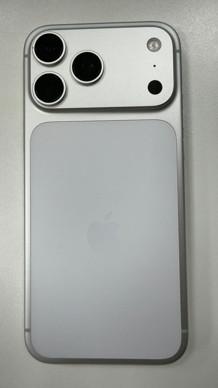 Riyadh, Mobile Phones, SAR 4800,  IPhone 17 Pro Max 256GB – Excellent Condition | للبيع IPhone 17 Pro Max 256GB – حالة ممتاز