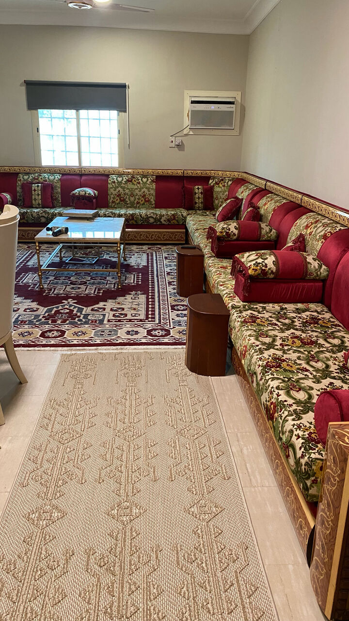 Al Rakah Al Shamaliyah, Furniture, SAR 3000,  Excellent Condition Solid Wooden Majlis