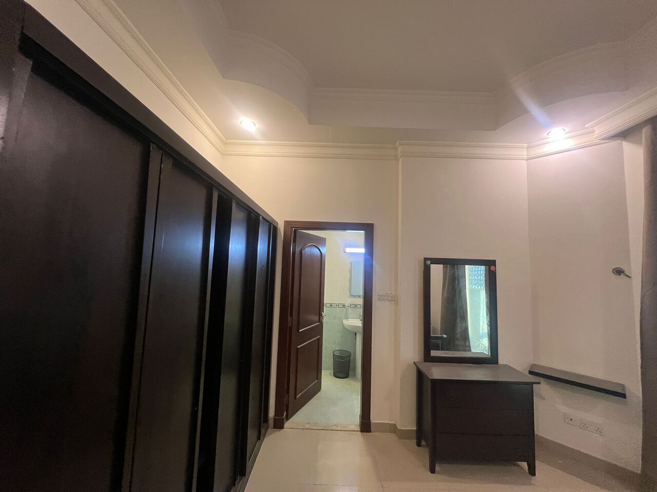 Hoora, Apartments, Flats, Houses & Villas, BHD 450/month,  Furnished,  3 BR,  Apartment For Rent In Hoora | Maid Room / Store | EWA Included