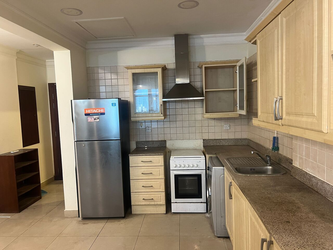 Hoora, Apartments, Flats, Houses & Villas, BHD 450/month,  Furnished,  3 BR,  Apartment For Rent In Hoora | Maid Room / Store | EWA Included