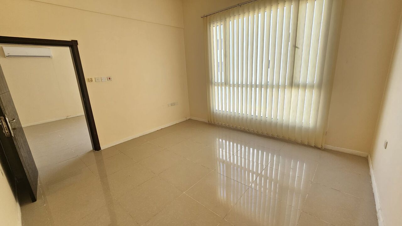 Manama, Apartments, Flats, Houses & Villas, BHD 250/month,  2 BR,  Commercial Office Space For Rent In Seef