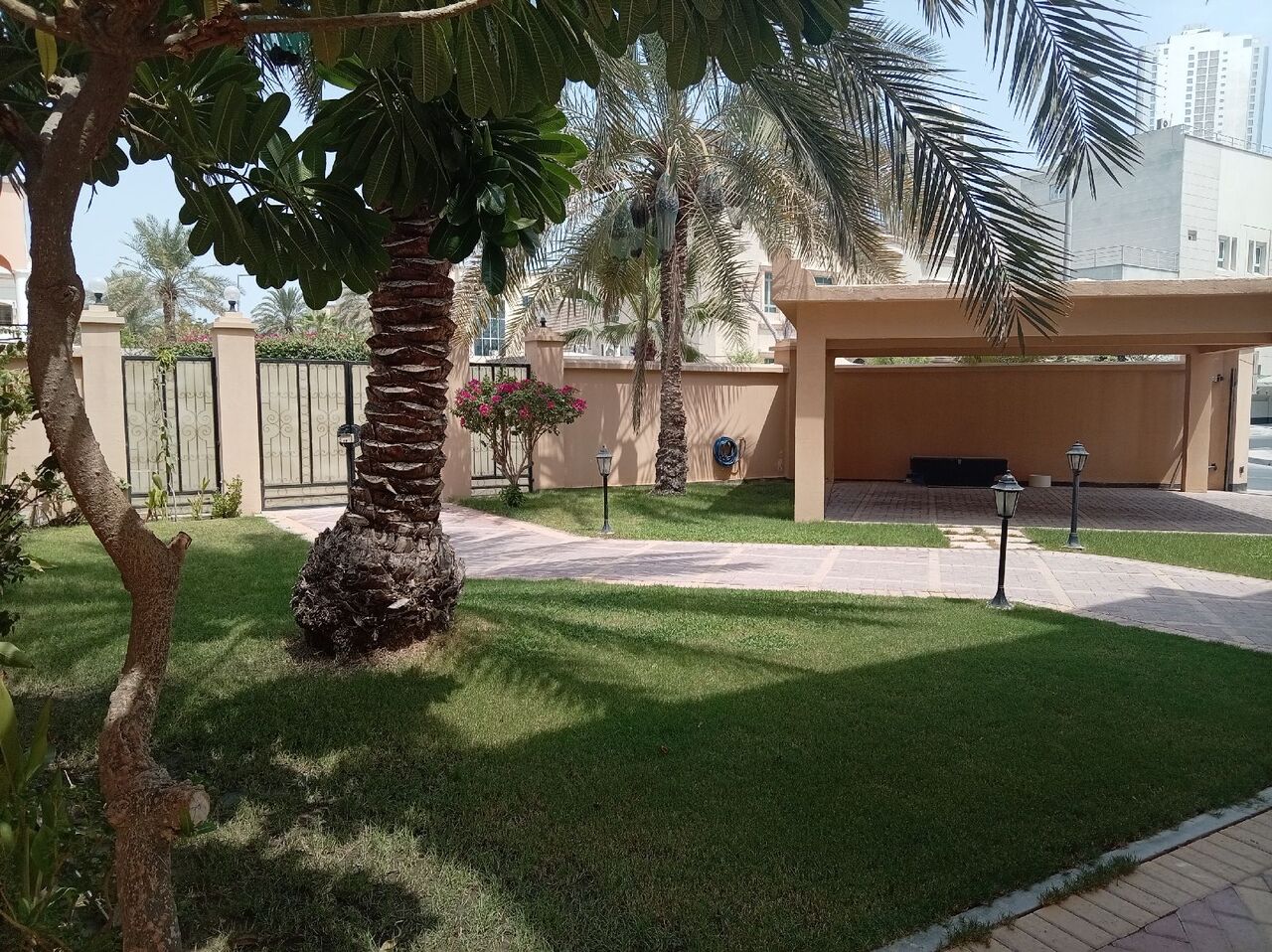 Juffair, Villas, BHD 1500,  Fully Furnished Villa 5 Bedroom 7 Bathroom With Ewa For Rent In : Juffair