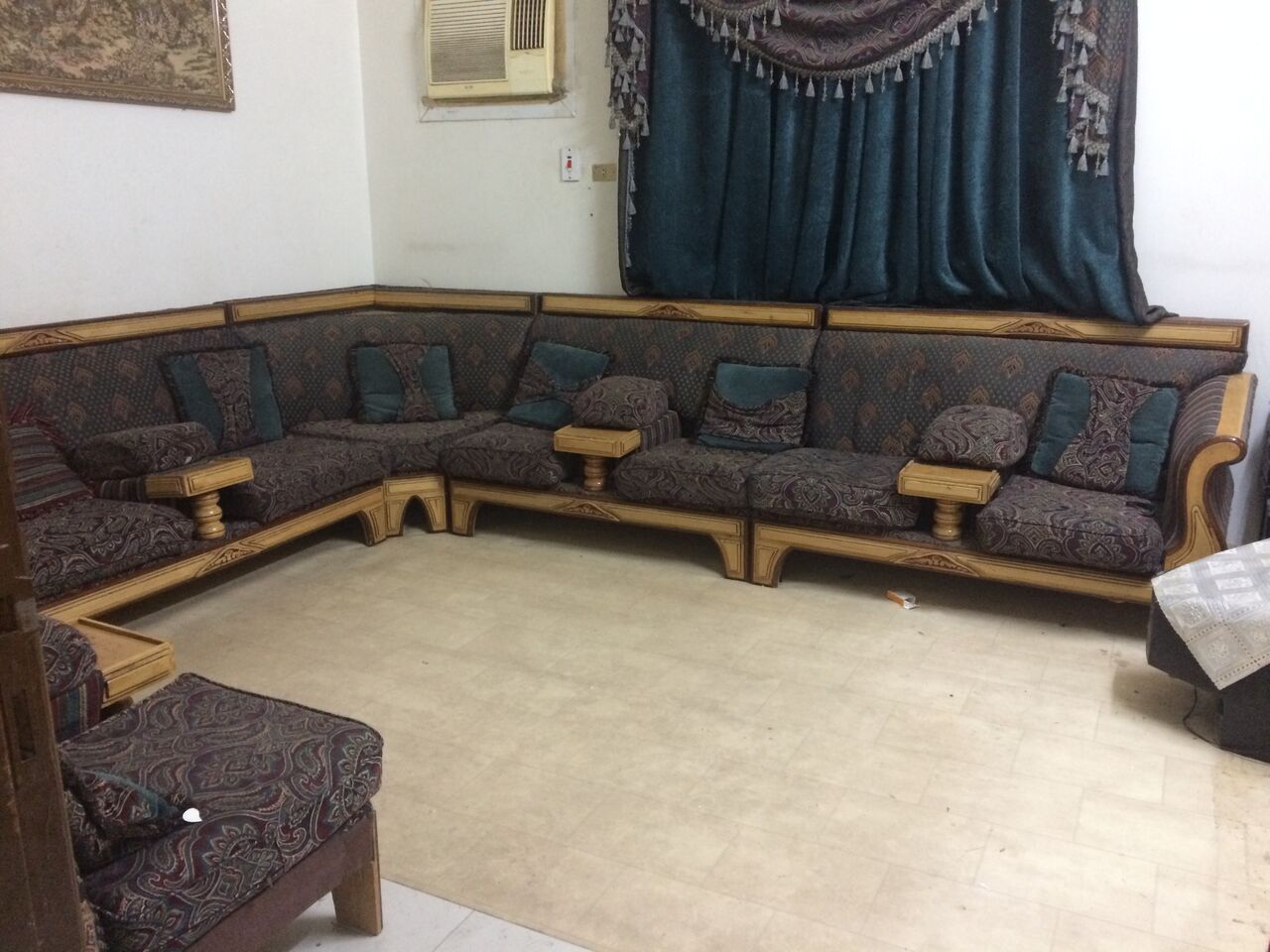 Riyadh, Furniture, SAR 250,  SHEAVY DUTY SOFA FOR SELL  8 SEATER- MURABBAH - RIYADH