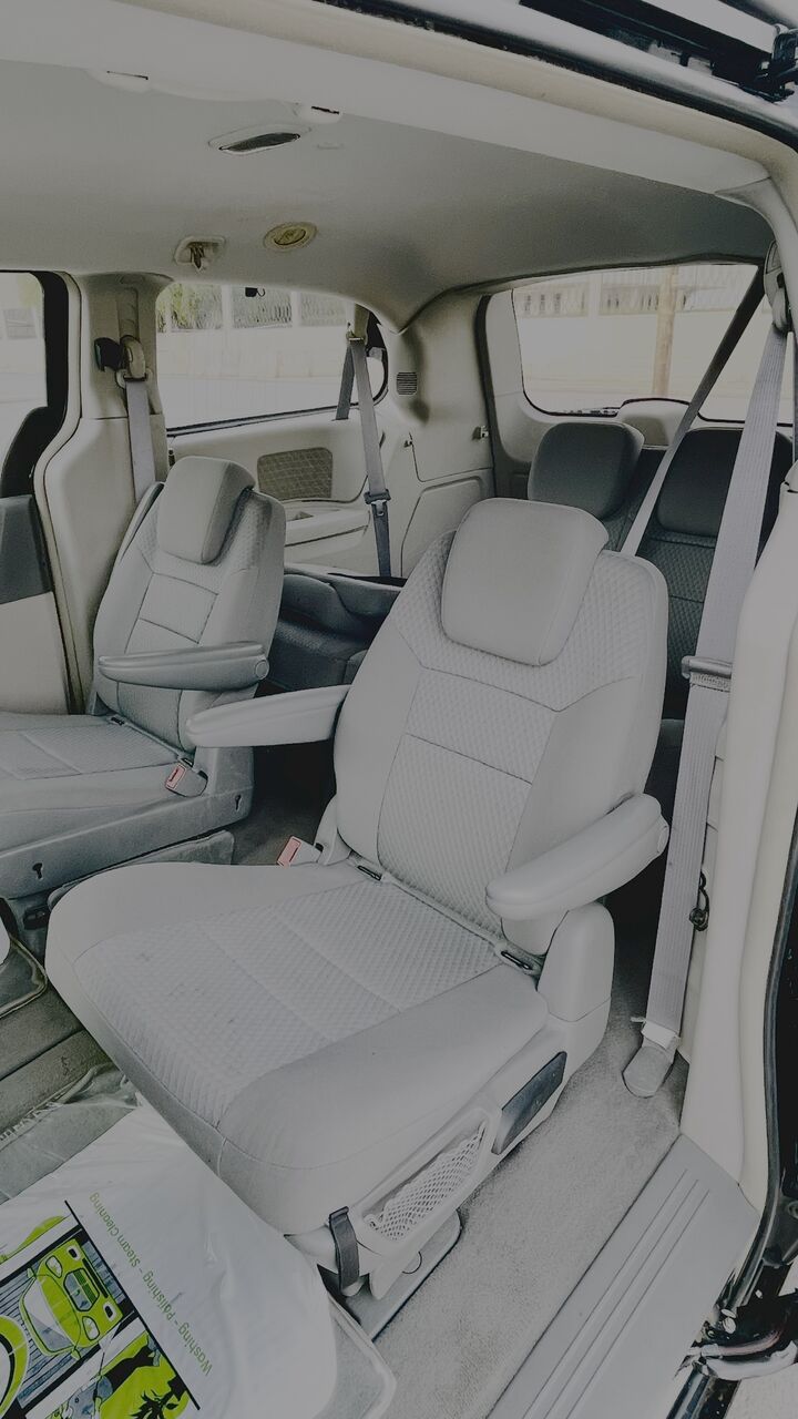 Al Malaz, Vehicles, Cars & Trucks , SAR 19000,  Chrysler Grand Voyager,  2010,  Automatic,  129500 KM,  Well Maintained / Ready To Use / Neat And Clean