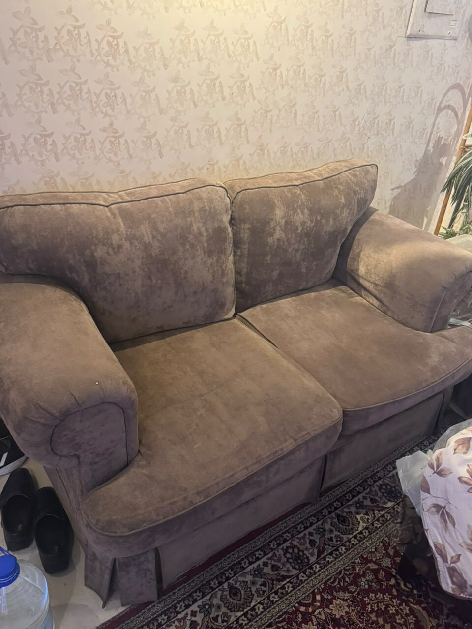 Dammam, Furniture, SAR 750,  5 Seater American Sofa