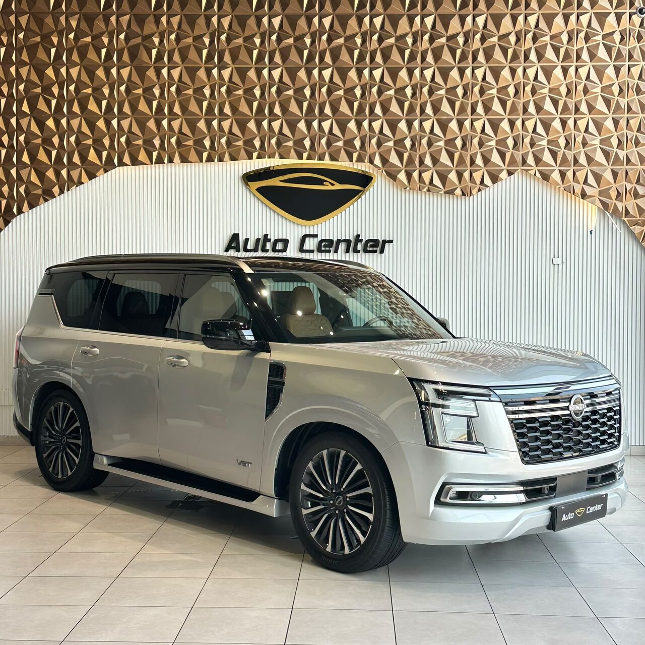 Riffa, Vehicles, Cars & Trucks , BHD 33500,  NISSAN PATROL PLATINUM V6T TWIN TURBO SILVER,  2025,  38000 KM,