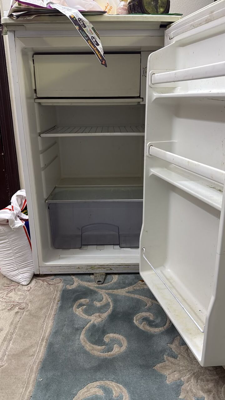 Naseem, Appliances, SAR 250,  Refrigetor For Sale