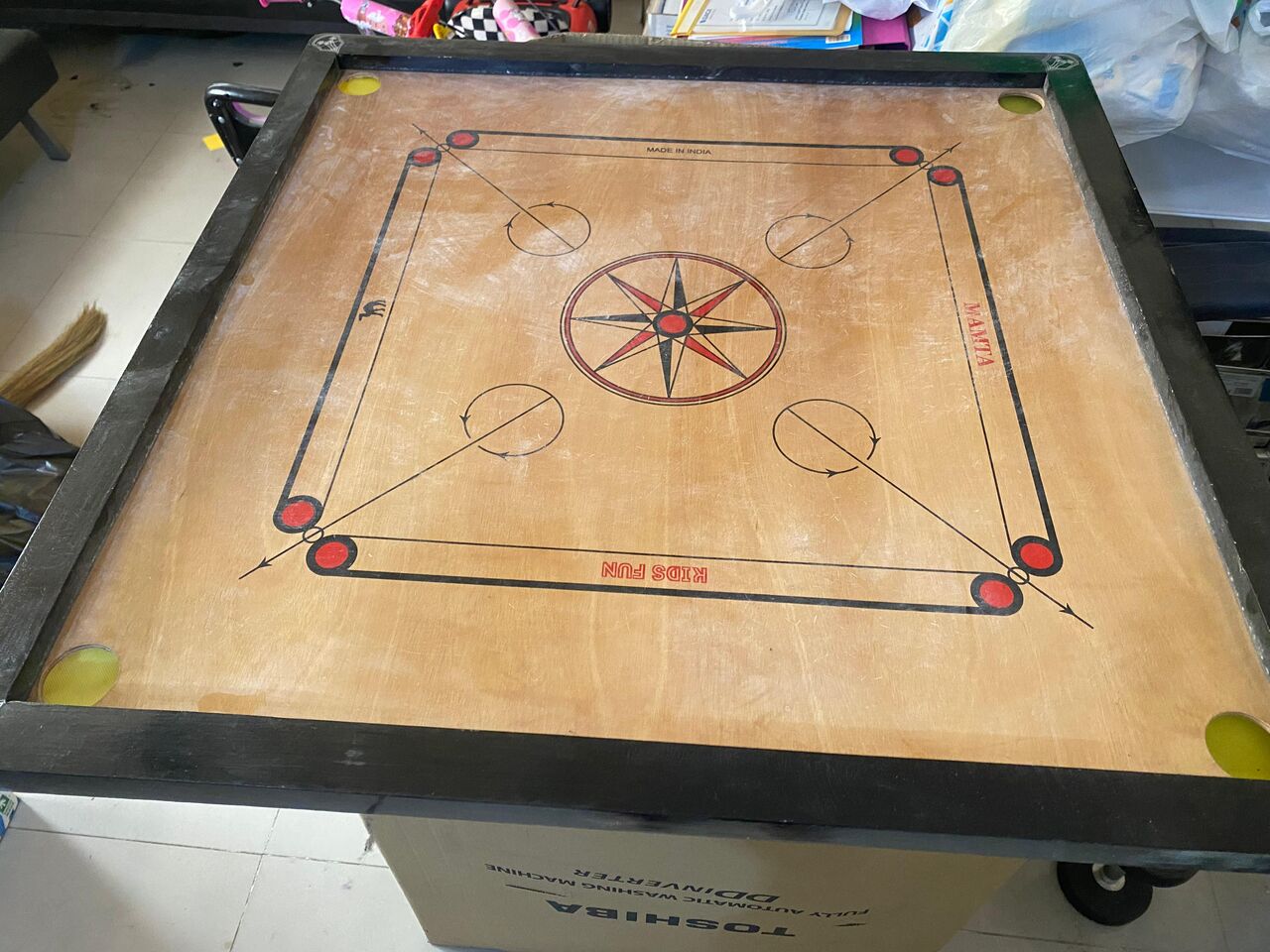 Jeddah, Toys & Games, SAR 55,  Premium Carrom Board With 2 Sets Of Coins, Strikers And A Powder Bottle