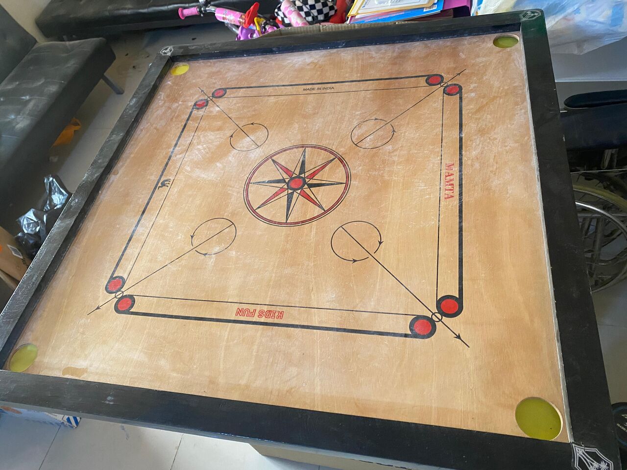 Jeddah, Toys & Games, SAR 55,  Premium Carrom Board With 2 Sets Of Coins, Strikers And A Powder Bottle