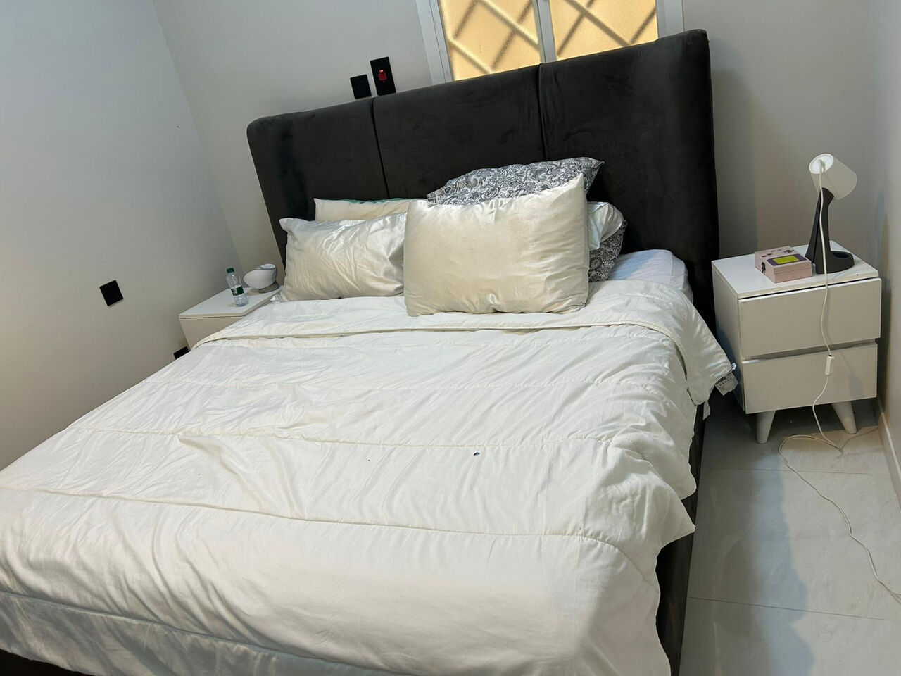 Ghirnatah, Furniture, SAR 1500,  Bed With Mattres Like New