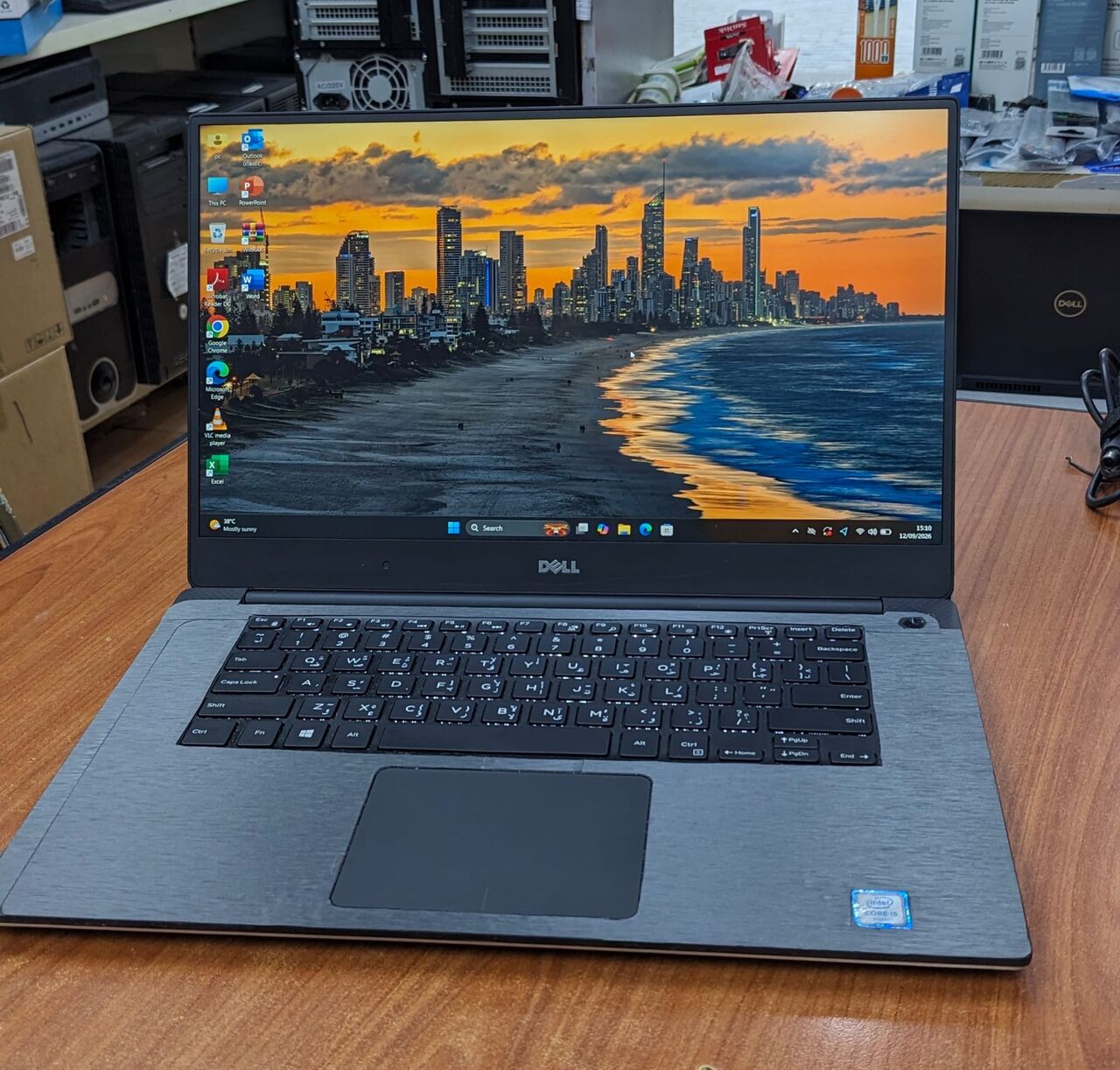 Manama, Computers, BHD 113,  Dell Core I5 6th Gen Laptop (HQ Processor) 16GB RAM NVidia Geforce GTX 2GB Graphics