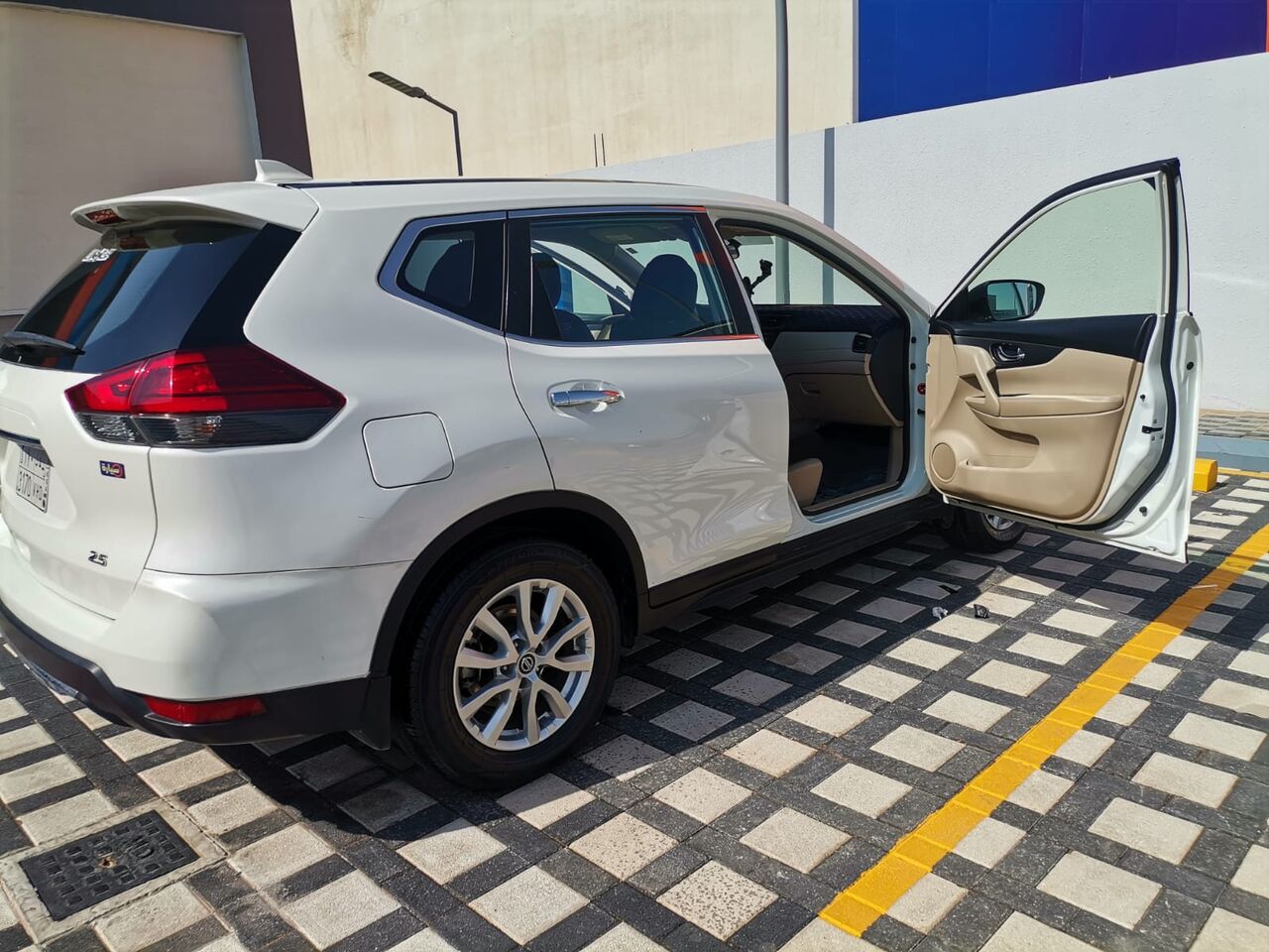 Hara, Vehicles, Cars & Trucks , SAR 56000,  2021,  2021,  Automatic,  118661 KM,  Nissan X Trail