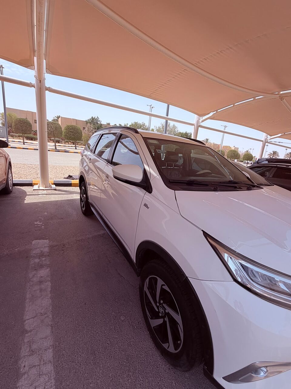Riyadh, Vehicles, Cars & Trucks , SAR 58000,  Toyota Rush,  2022,  Automatic,  83200 KM,   For Sale (Model # )
