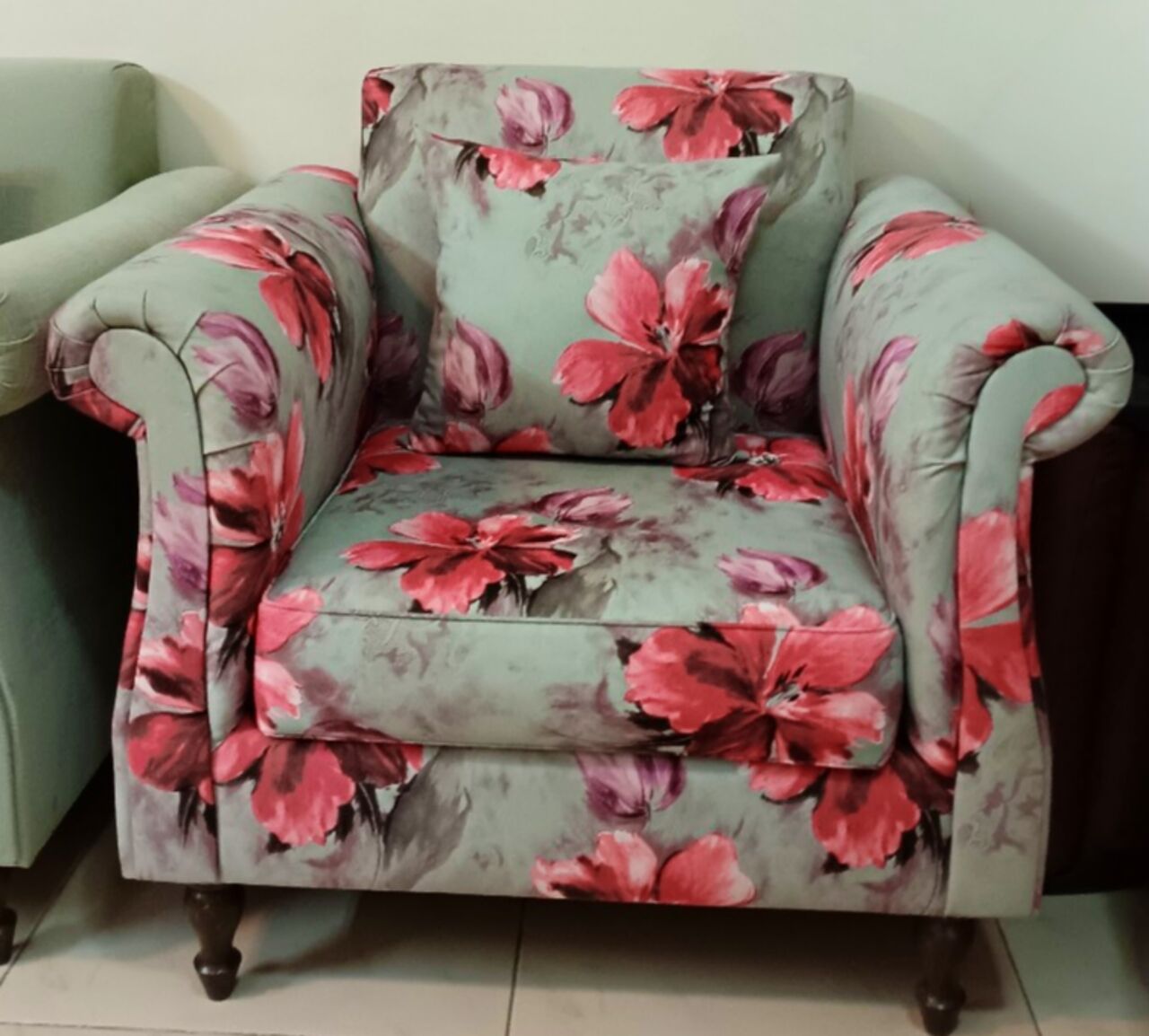 Riyadh, Furniture, SAR 800,  4 Seater Brand New Sofa Set
