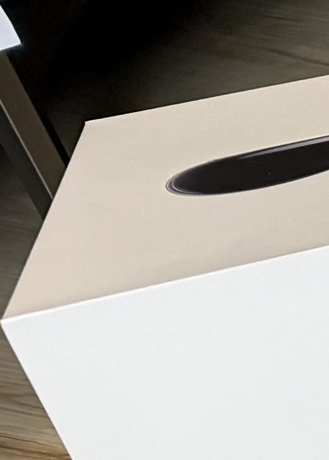Riyadh, Computers, SAR 8000,  Apple Vision Pro Gen1 1TB With Extra Accessories
