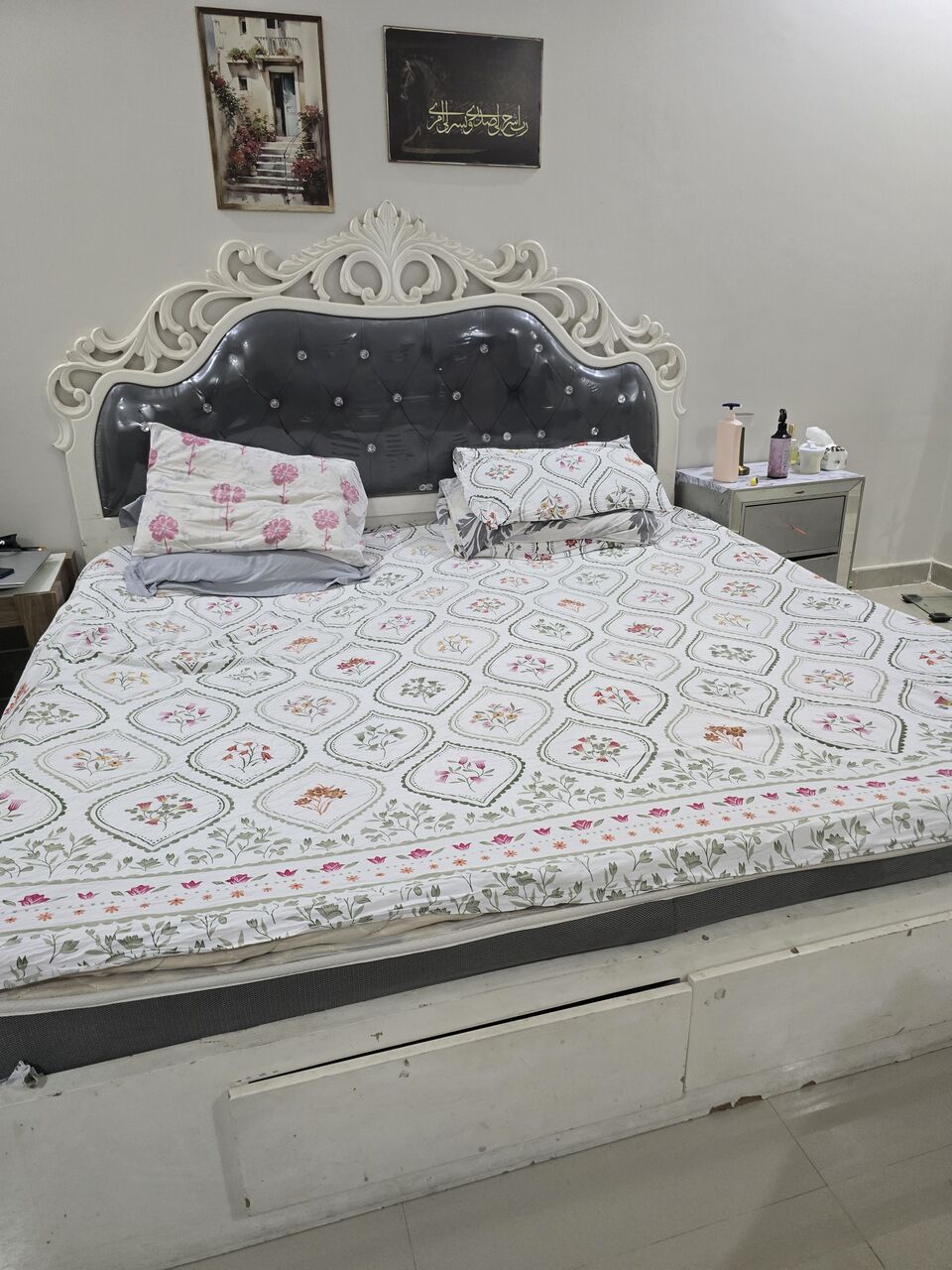 Riyadh, Furniture, SAR 1100,  Bed Set - King Size Complete Master Bed Room Set