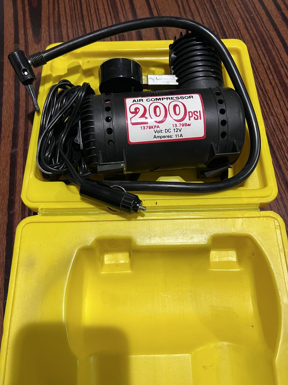 Olaya, Vehicles, Cars & Trucks , SAR 70,  Jumper Cable And Tyre Compressor,  0000,  Manual,  000 KM,  Jumper Cable And Air Compressor