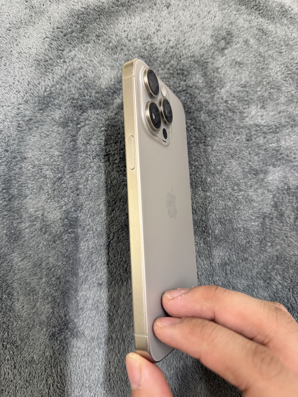 Al Hamra, Mobile Phones, SAR 2700,  Iphone 15 Pro Max 256 GB Natural Titanium