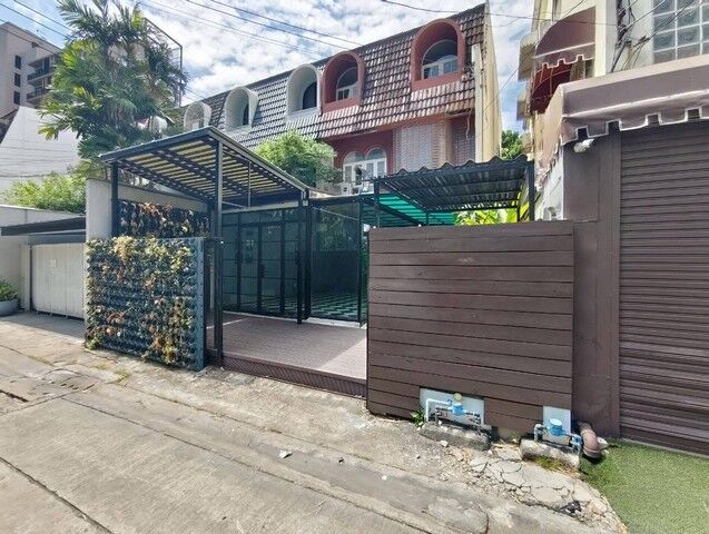 Bangkok, Villas, THB 150000,  36 Sq. Feet,  ให้เช่าทาวน์โฮม 3 ชั้น ย่านสาทร ซอย 7 ใ