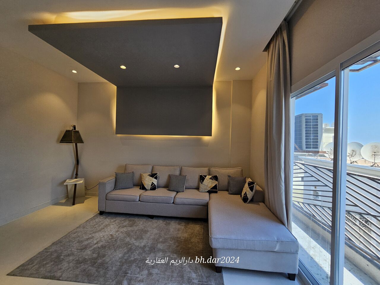 Hidd, Apartments, Flats, Houses & Villas, BHD 250/year,  1 BR,  Al Hidd City/High-end Apartment For Rent Furnished With All Inclusive Electricity
