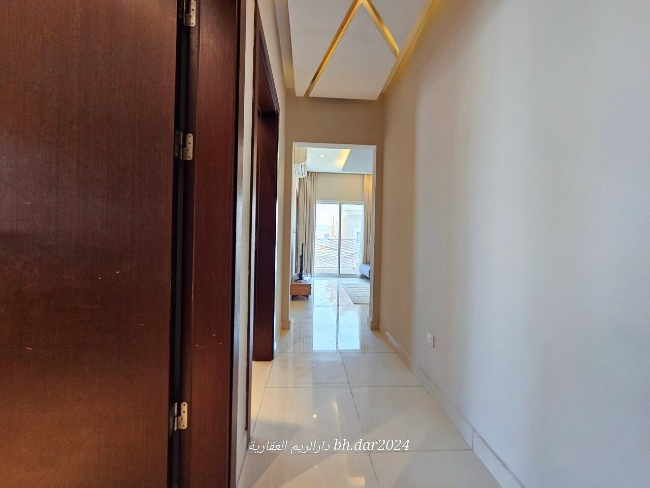 Hidd, Apartments, Flats, Houses & Villas, BHD 250/year,  1 BR,  Al Hidd City/High-end Apartment For Rent Furnished With All Inclusive Electricity