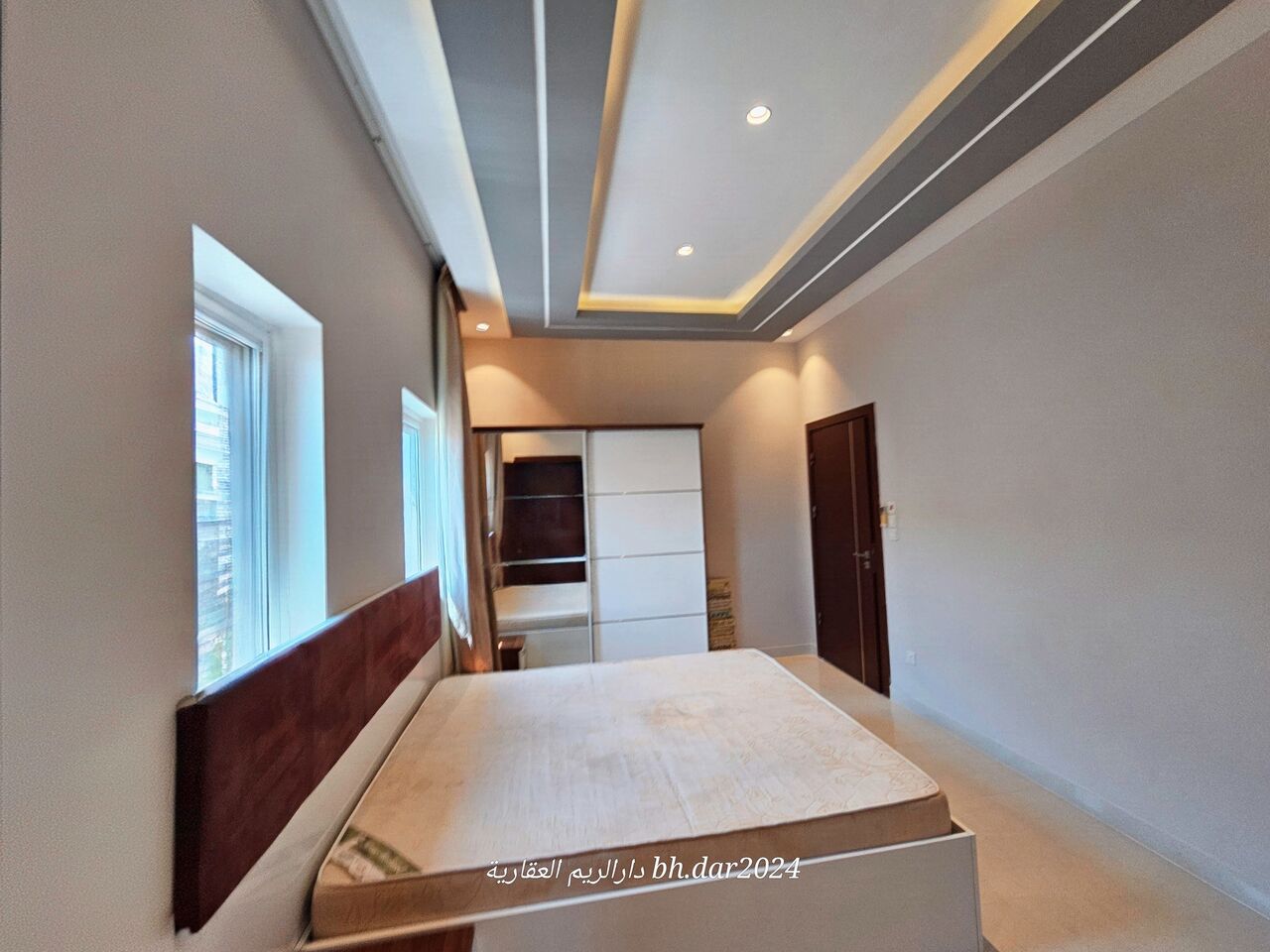 Hidd, Apartments, Flats, Houses & Villas, BHD 250/year,  1 BR,  Al Hidd City/High-end Apartment For Rent Furnished With All Inclusive Electricity