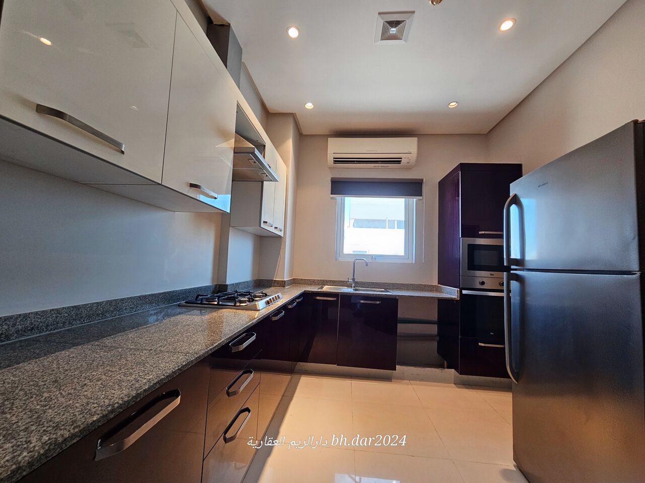 Hidd, Apartments, Flats, Houses & Villas, BHD 240/year,  1 BR,  Al Hidd City/High-end Apartment For Rent Furnished With All Inclusive Electricity