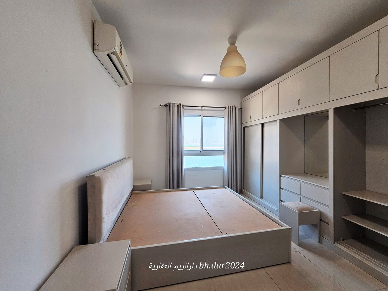 Hidd, Apartments, Flats, Houses & Villas, BHD 420/year,  3 BR,  Al Hidd City/High-end Apartment For Rent Furnished With All Inclusive Electricity