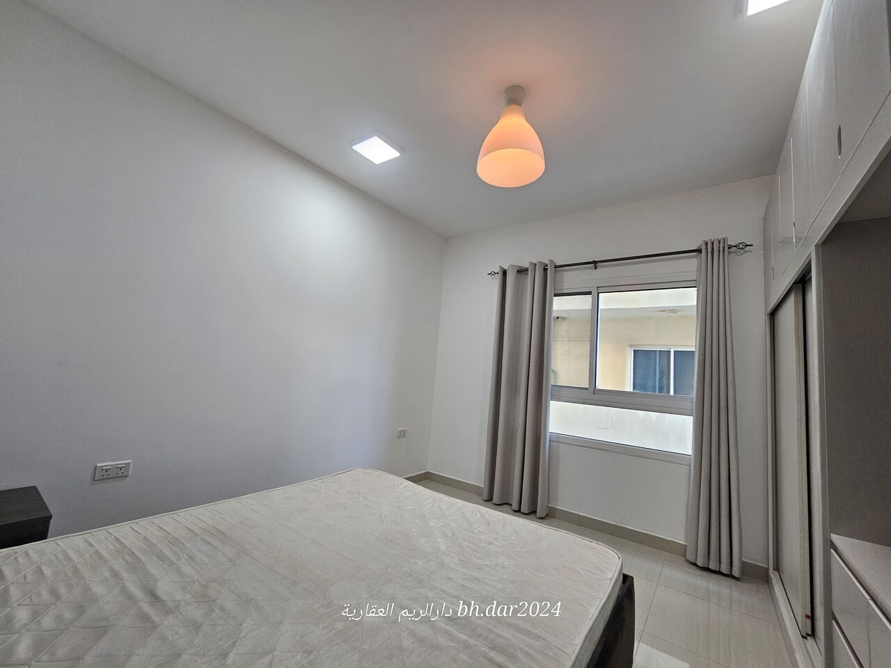 Hidd, Apartments, Flats, Houses & Villas, BHD 420/year,  3 BR,  Al Hidd City/High-end Apartment For Rent Furnished With All Inclusive Electricity