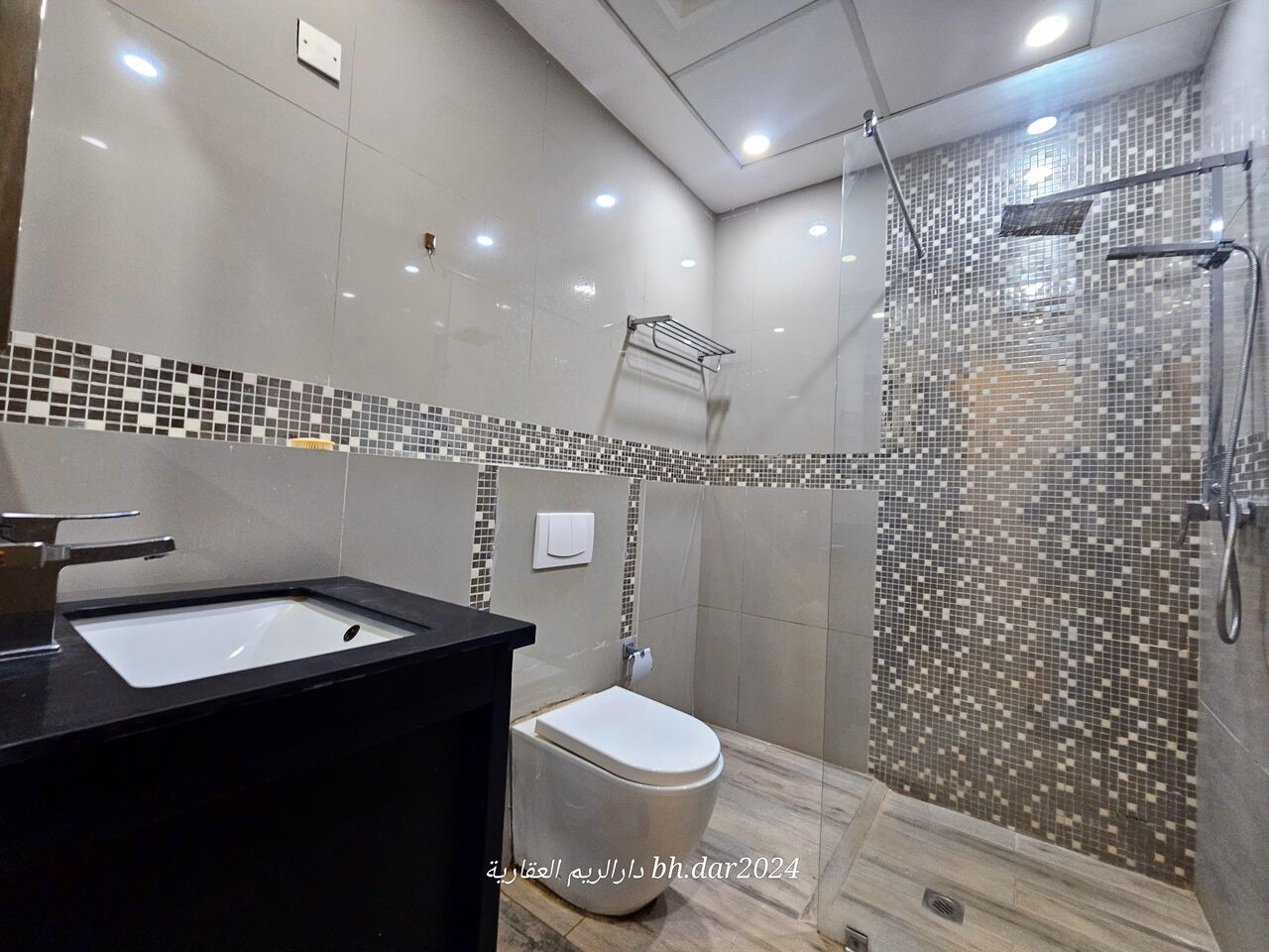 Hidd, Apartments, Flats, Houses & Villas, BHD 290/year,  2 BR,  Al Hidd City/High-end Apartment For Rent Furnished With All Inclusive Electricity