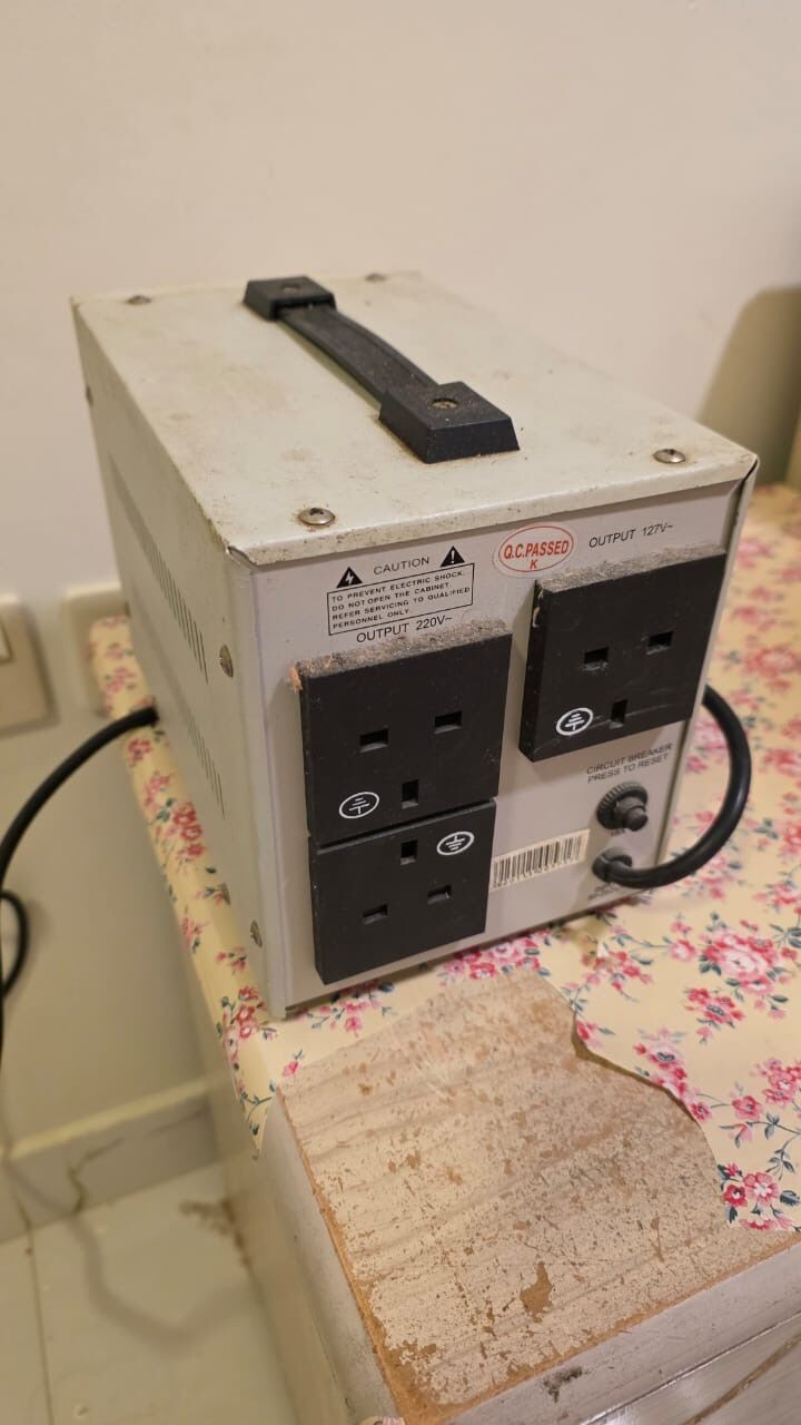 Riyadh, Appliances, SAR 100,  Sanyo Vacuum Cleaner With Dual Voltage Stabilizer