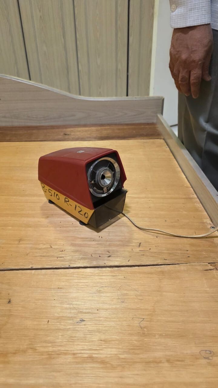 Riyadh, Appliances, SAR 100,  Sanyo Vacuum Cleaner With Dual Voltage Stabilizer