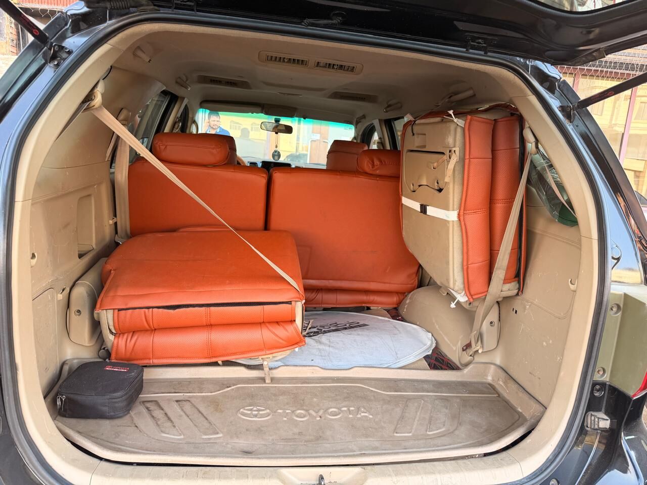 Jeddah, Vehicles, Cars & Trucks , SAR 35000,  Toyota Fortuner,  2011,  Automatic,  500000 KM,   For Only  35000/- And Negotiable