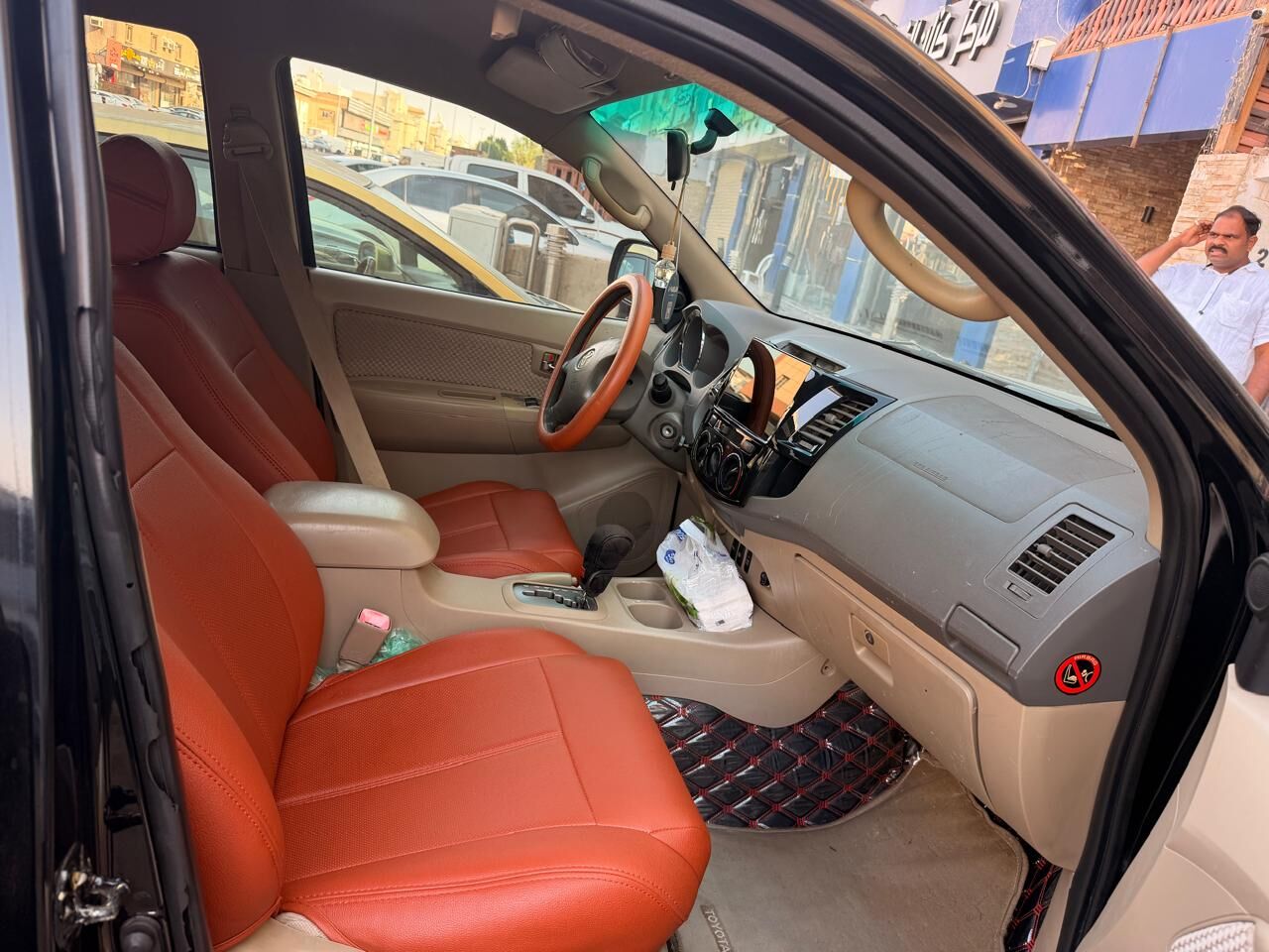 Jeddah, Vehicles, Cars & Trucks , SAR 35000,  Toyota Fortuner,  2011,  Automatic,  500000 KM,   For Only  35000/- And Negotiable