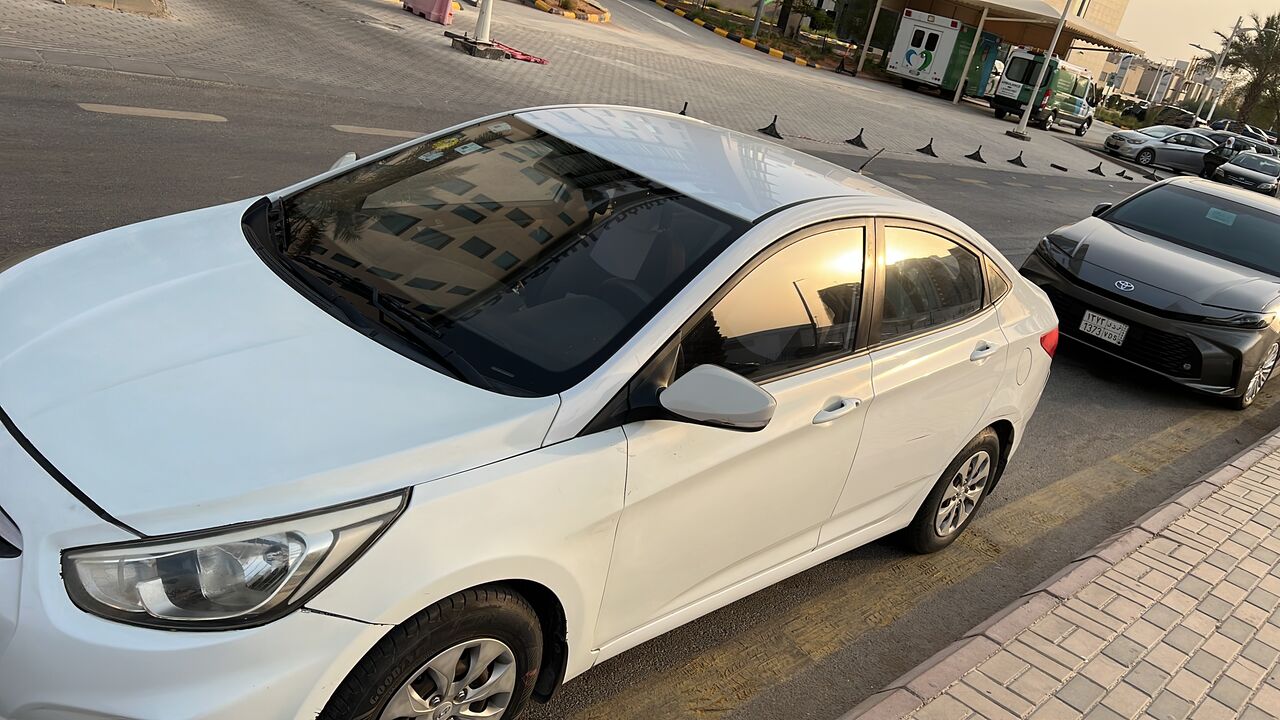 Riyadh, Vehicles, Cars & Trucks , SAR 25500,  Hyundai Accent,  2017,  Automatic,  180 KM,    , Odometer 180 K