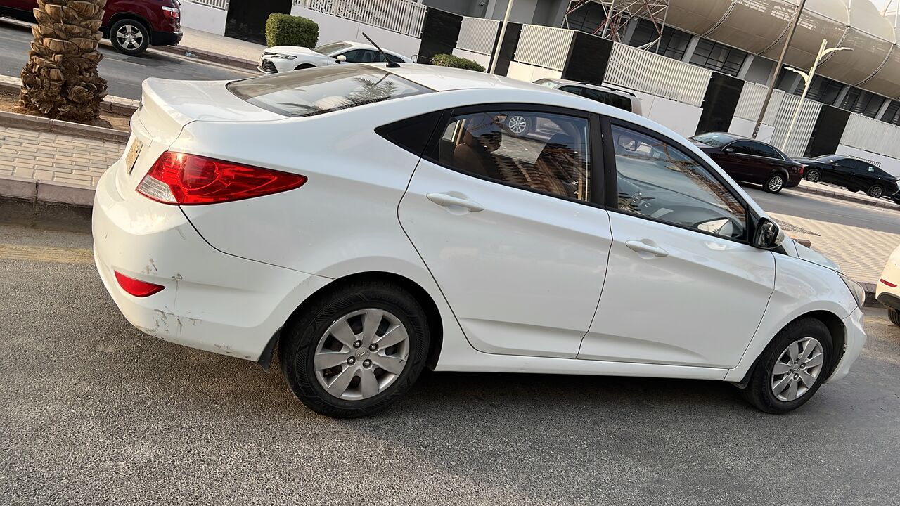 Riyadh, Vehicles, Cars & Trucks , SAR 25500,  Hyundai Accent,  2017,  Automatic,  180 KM,    , Odometer 180 K