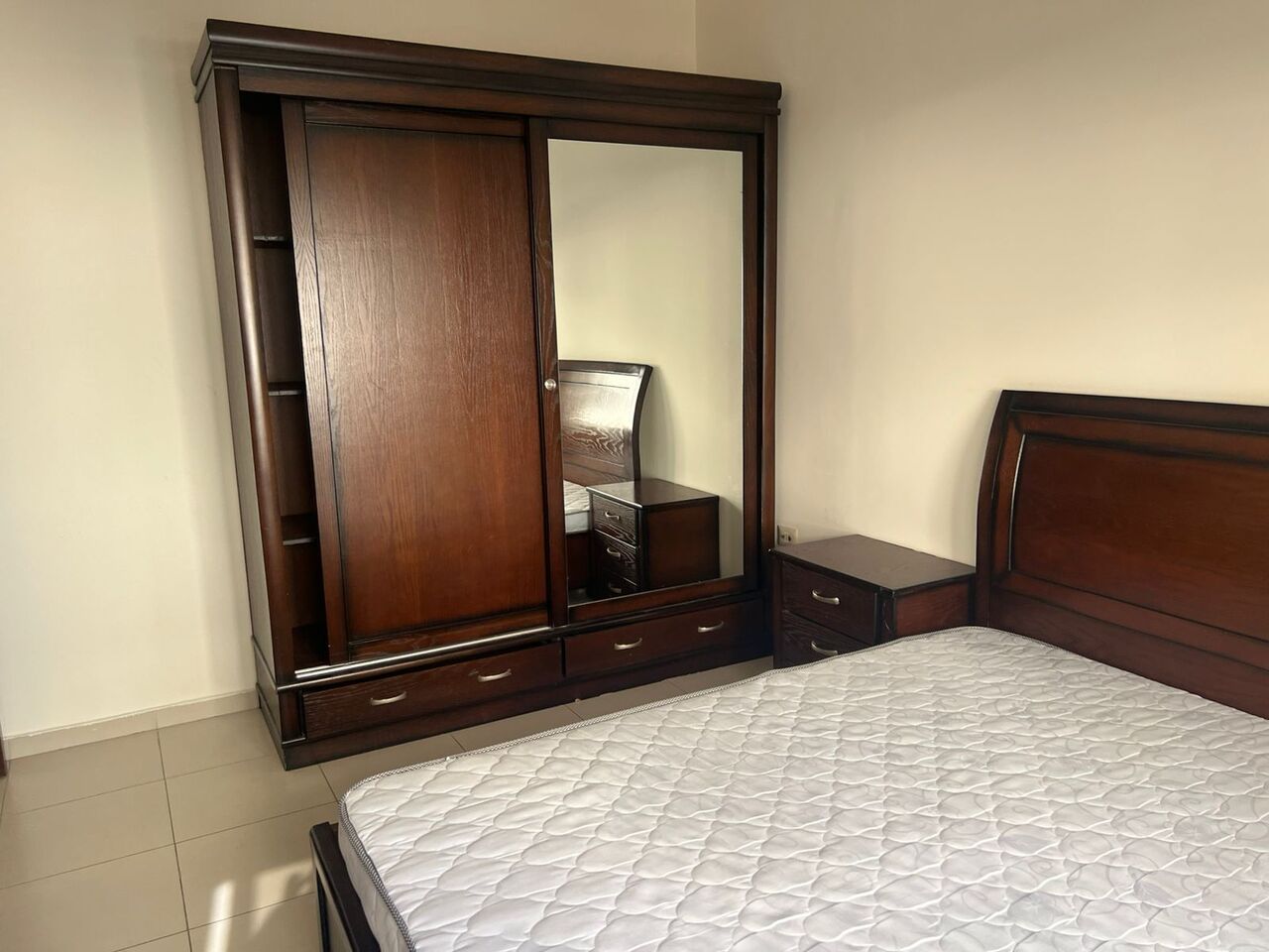 Abdoun, Apartments, Flats, Houses & Villas, JOD 7200/year,  Furnished,  2 BR,  Fully Furnished Two Bedroom Apartment In Abdoun 00962777688956