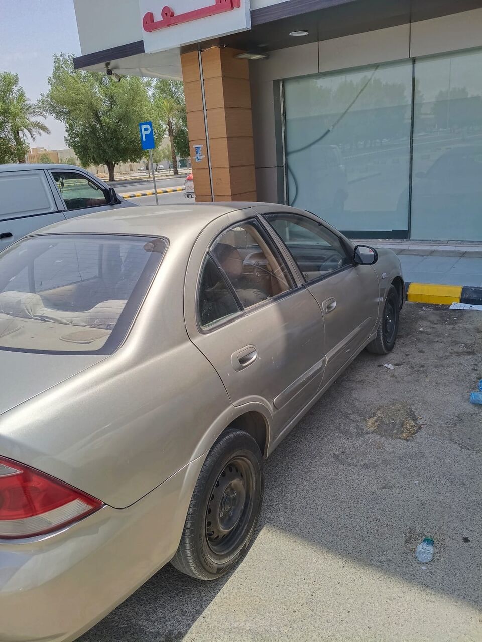 Riyadh, Vehicles, Cars & Trucks , SAR 10500,  2010 Nissan Sunny,  2010,  Automatic,  298000 KM,  Nissan Sunny