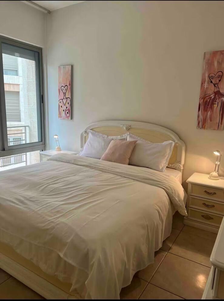 Abdoun, Apartments, Flats, Houses & Villas, JOD 12000/year,  Furnished,  3 BR,  Fully Furnished 3B Apart With Baconlies In Abdoun 00962777688956