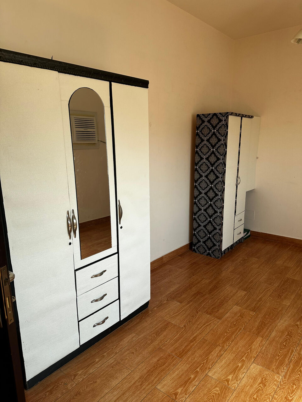 Diraz, Apartments, Flats, Houses & Villas, BHD 150/year,  1 BR,  RENT