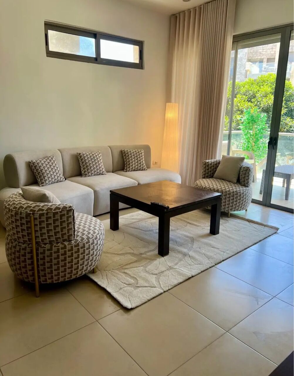 Abdoun, Apartments, Flats, Houses & Villas, JOD 15000/year,  Furnished,  2 BR,  Fully Furnished 2B Apart With Baconly Sharing Pool In Abdoun 00962777688956