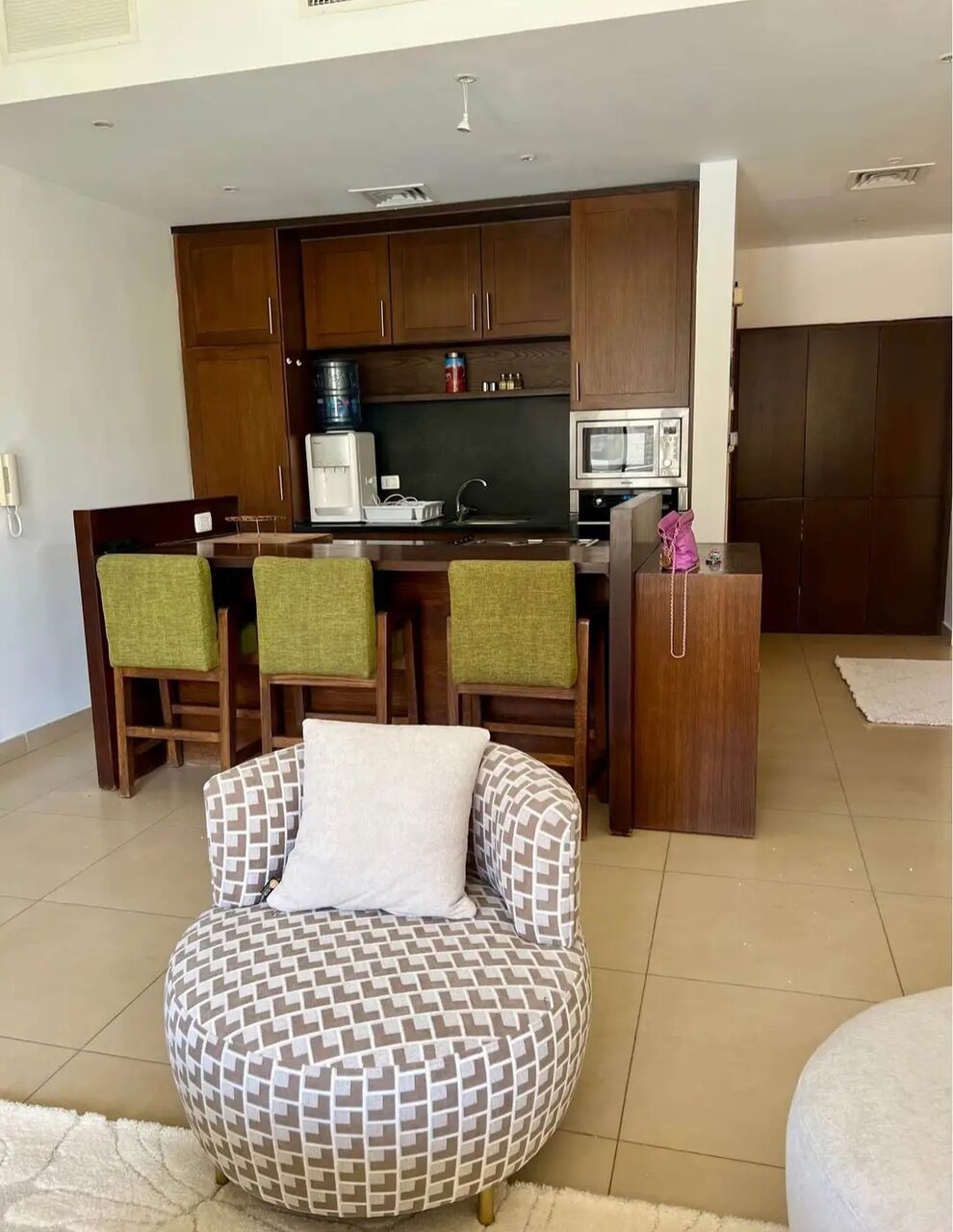 Abdoun, Apartments, Flats, Houses & Villas, JOD 15000/year,  Furnished,  2 BR,  Fully Furnished 2B Apart With Baconly Sharing Pool In Abdoun 00962777688956