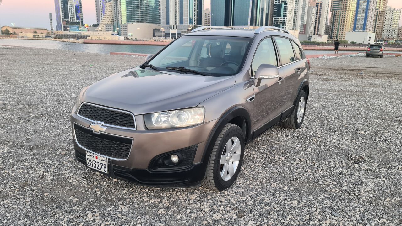 Juffair, Vehicles, Cars & Trucks , BHD 1350,  Chevrolet Captiva,  2014,  Automatic,  175000 KM,    Instalments Option Available