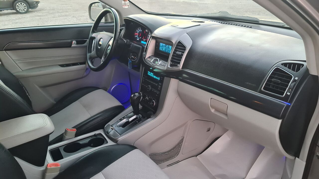 Juffair, Vehicles, Cars & Trucks , BHD 1350,  Chevrolet Captiva,  2014,  Automatic,  175000 KM,    Instalments Option Available