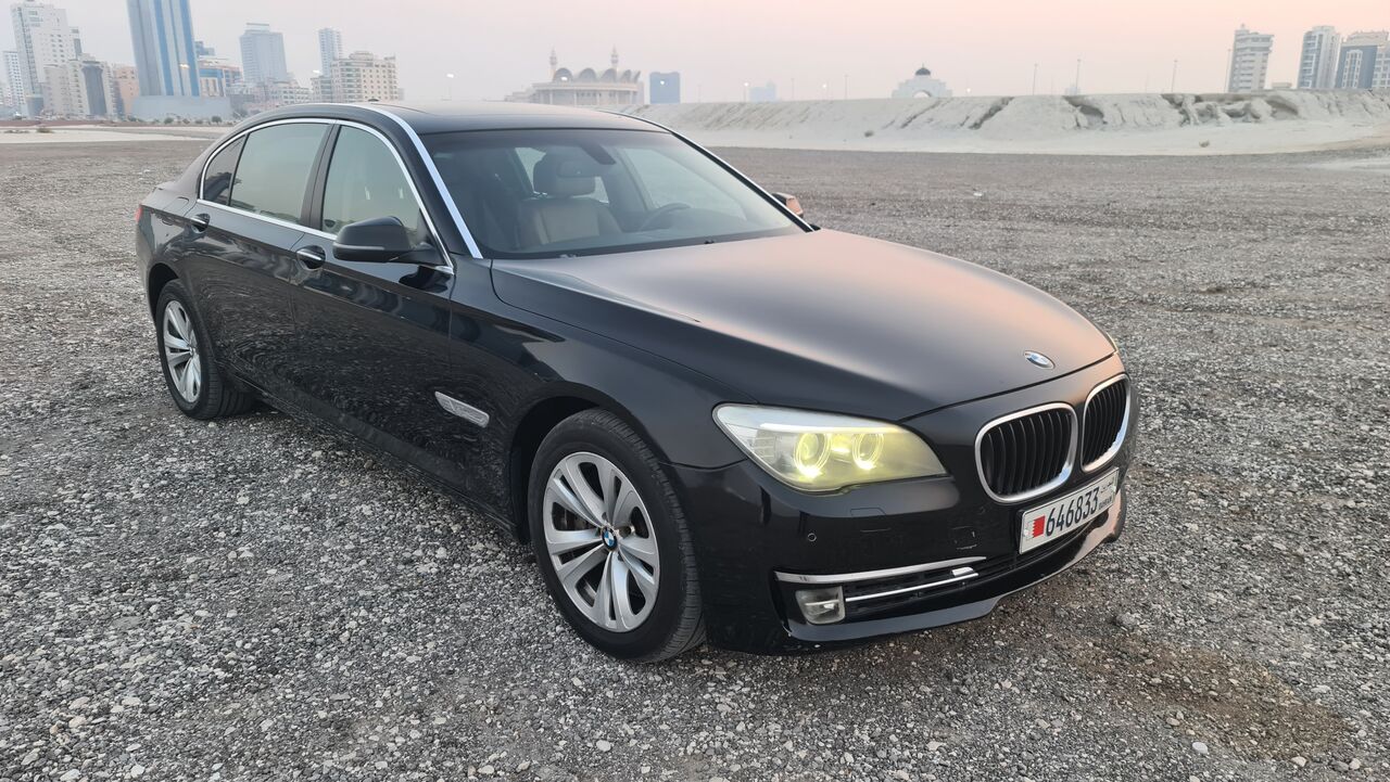 Juffair, Vehicles, Cars & Trucks , BHD 2450,  Bmw 750,  2013,  Automatic,  184 KM,  LI  Full Option Very Clean Car