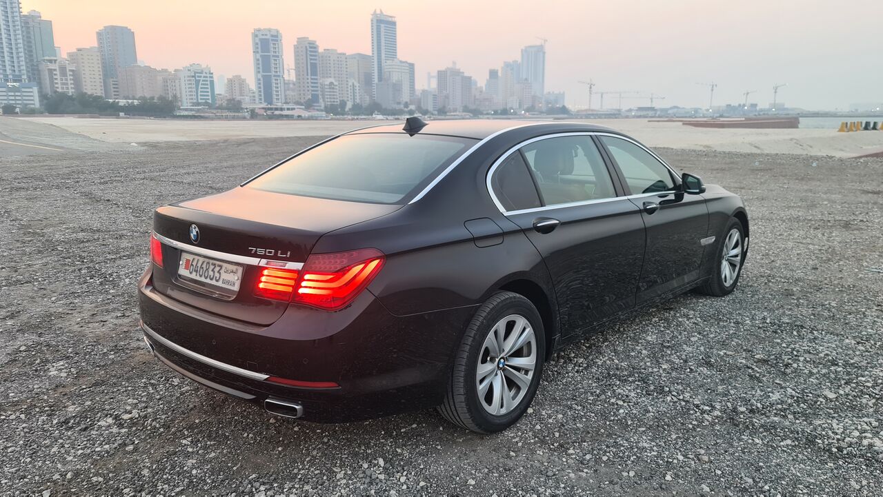 Juffair, Vehicles, Cars & Trucks , BHD 2450,  Bmw 750,  2013,  Automatic,  184 KM,  LI  Full Option Very Clean Car
