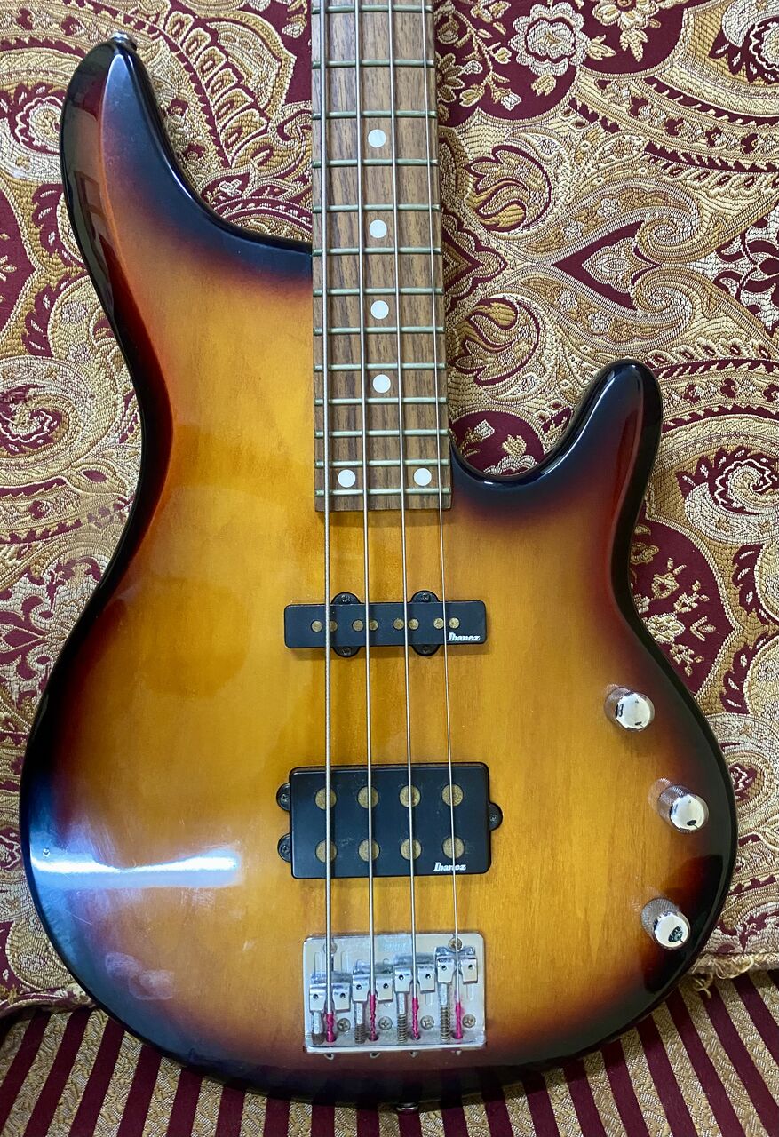 Riyadh, Musical Instruments, SAR 800,  Bass Guitar Ibanez RoadGear Made Indonesia